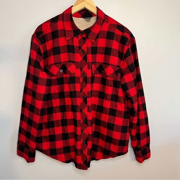 Eddie Bauer Tops - Eddie Bauer Women's Flannel Fleece Lined Button Up Shirt Red Black Plaid Size L